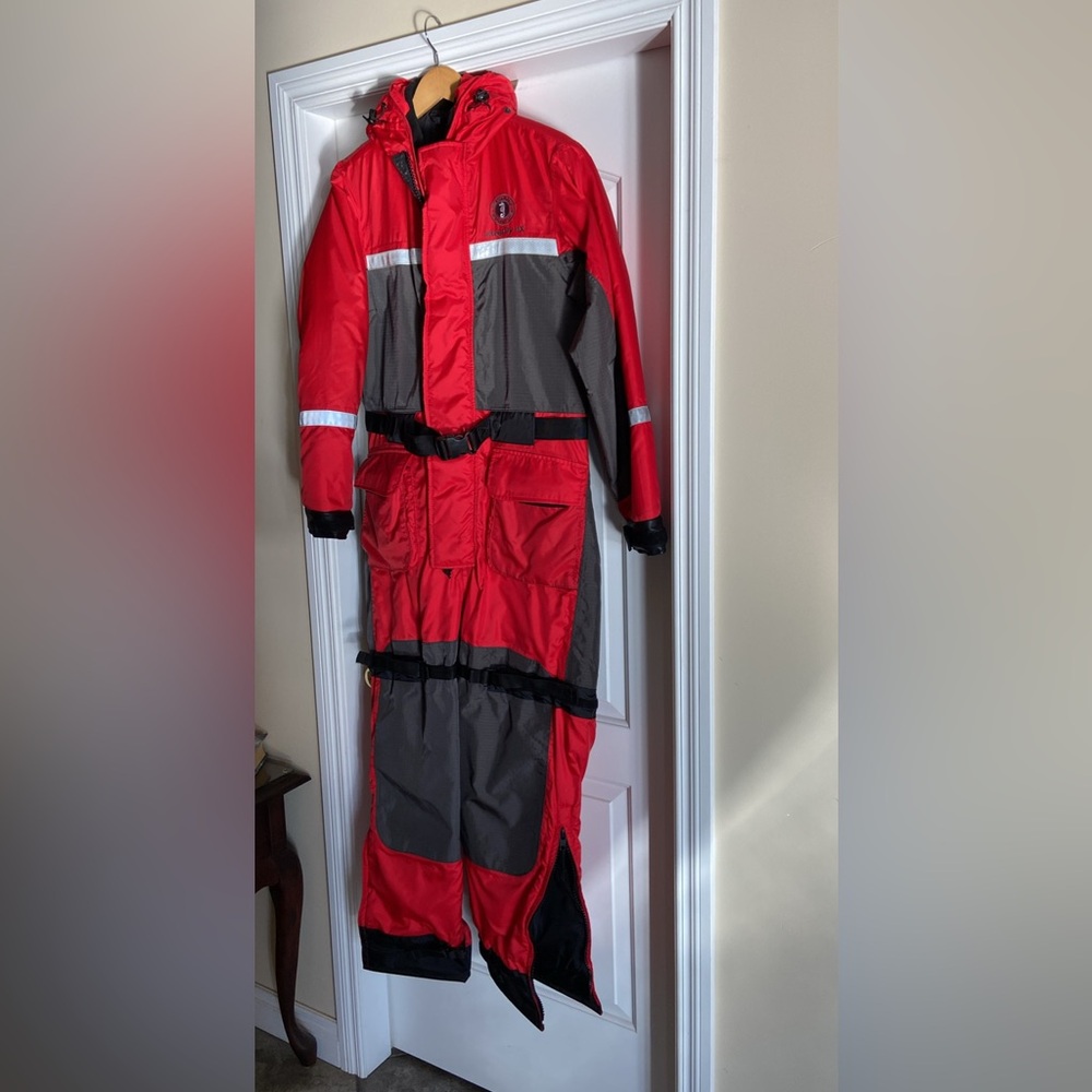 Mustang Survival Red Integrity HX Jacket women’s size M